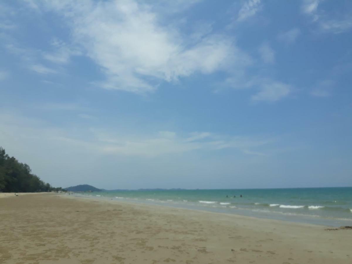 Mae Rampung Beach House คาราโอเกะและสระเด็ก Rayong Zewnętrze zdjęcie